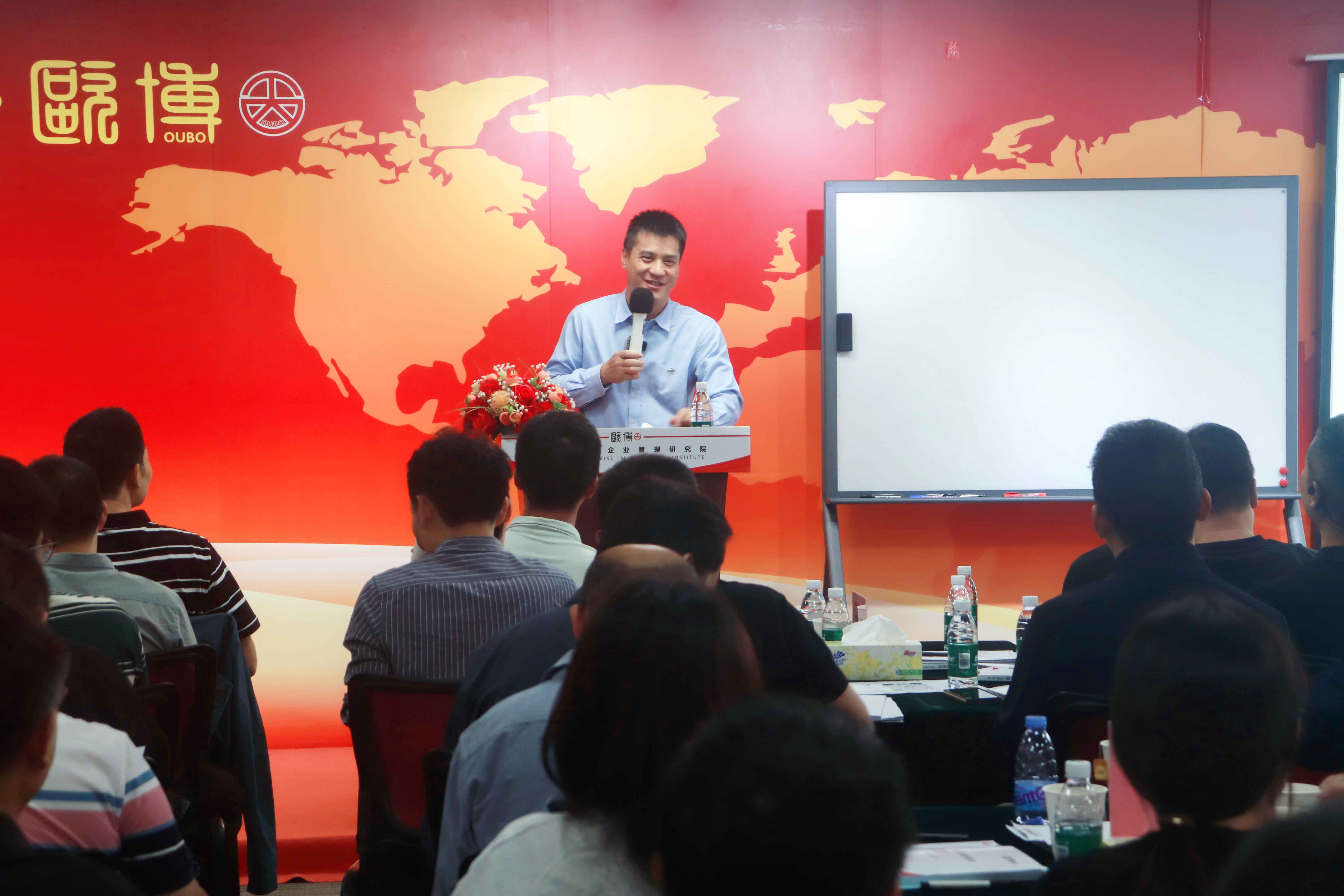 赵贵中老师.JPG 赵贵中老师.JPG